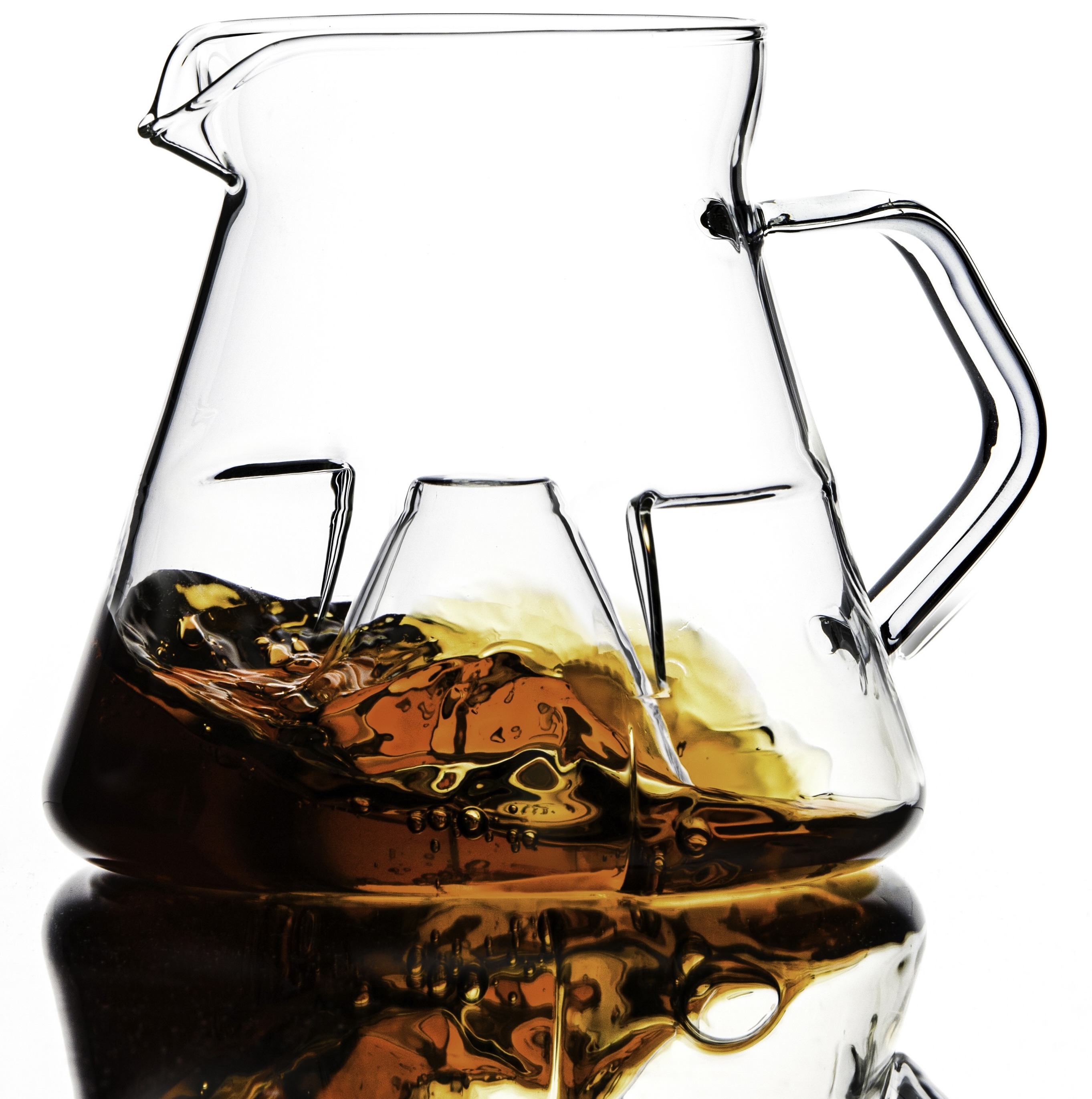 ICOSA Wave Cyclone Sensory Carafe -Standard-